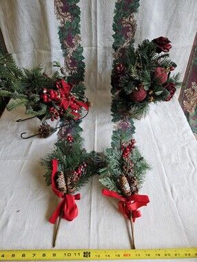 Holiday Greenery - Red Berry & Pine Picks, Burgundy In White, Metal Sleigh